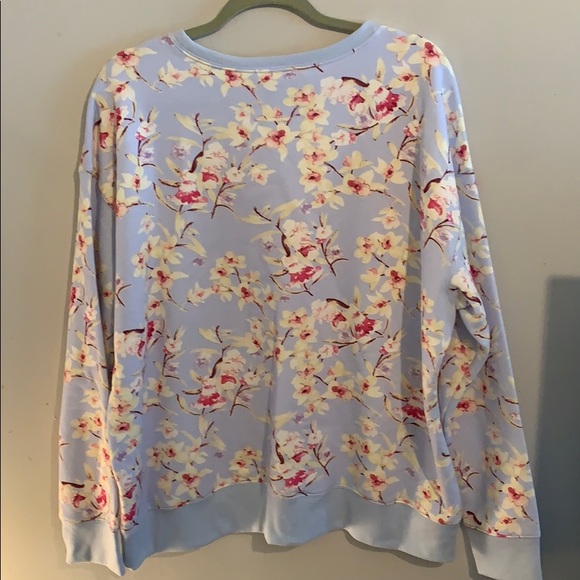 Cherry Blossom Crew Neck - Picture 3 of 3